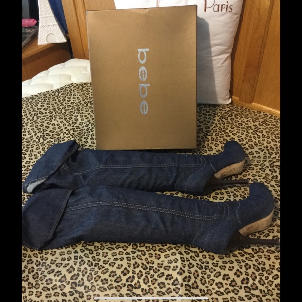 BEBE DENIM OVER THE BOOTS